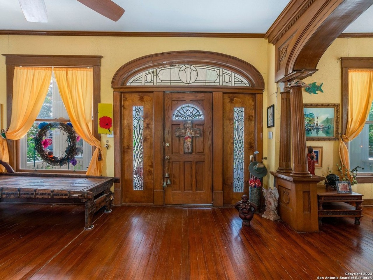 A 1920 San Antonio mansion of produce magnate Richard Pruitt is for sale