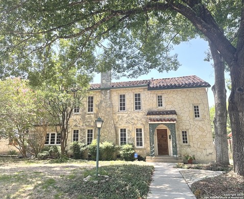 An eclectic San Antonio home with a bar that looks like a piano is back on the market after 2 price cuts